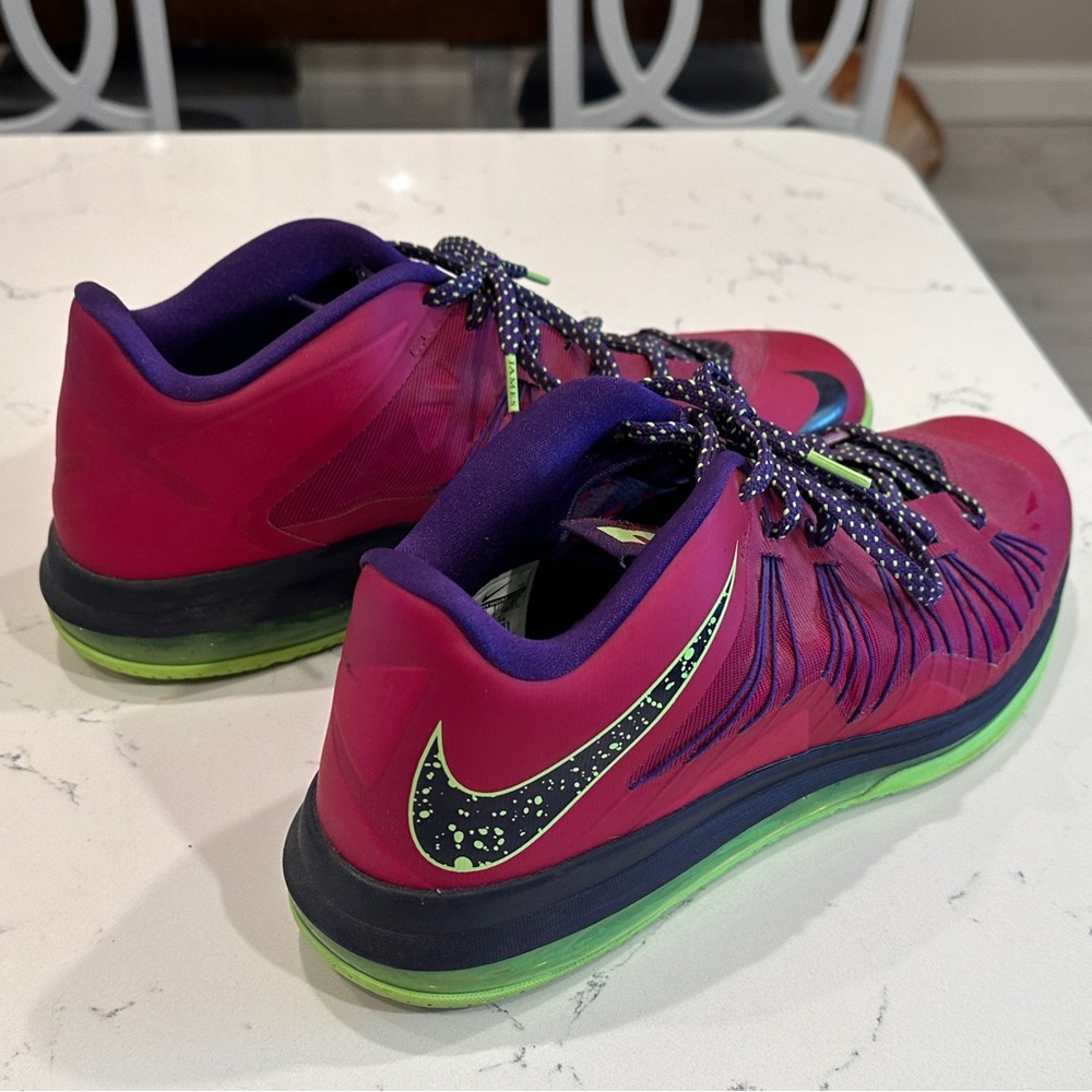 Nike LeBron X “Raspberry” - Picture 2 of 4